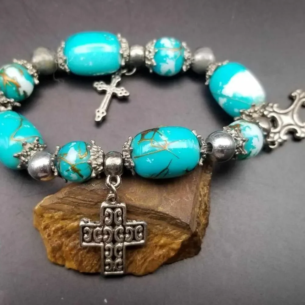 Turquoise cracked blue cross charm bracelet B719